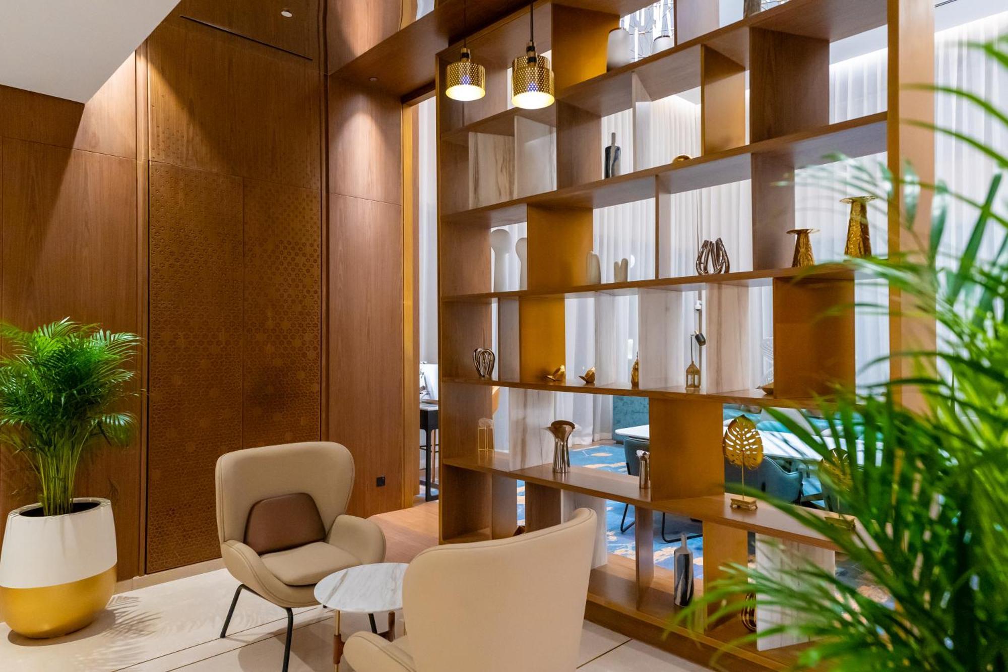 Tumbi West Palm Beach Hotel Dubai,Tapestry Collection Hilton Exteriér fotografie