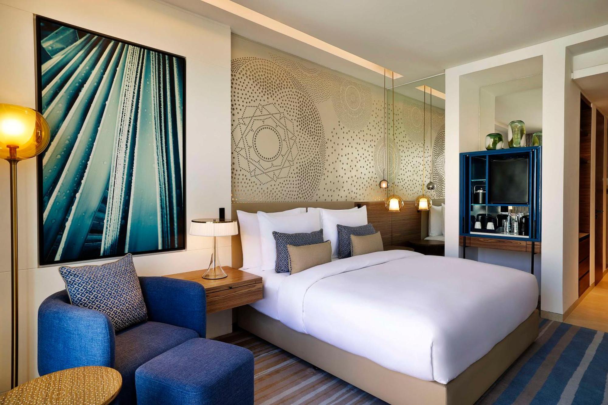 Tumbi West Palm Beach Hotel Dubai,Tapestry Collection Hilton Exteriér fotografie