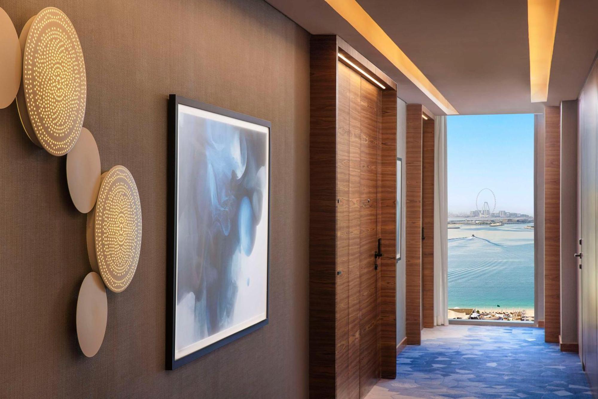 Tumbi West Palm Beach Hotel Dubai,Tapestry Collection Hilton Exteriér fotografie